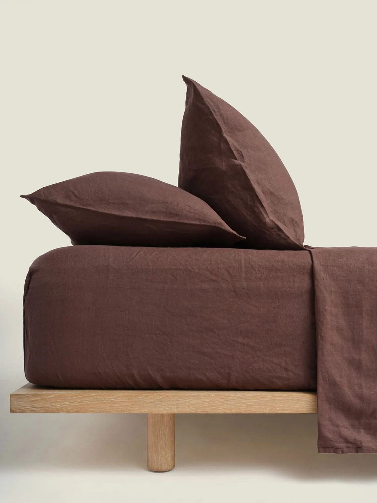 100% Linen Sheet Set in Chocolate