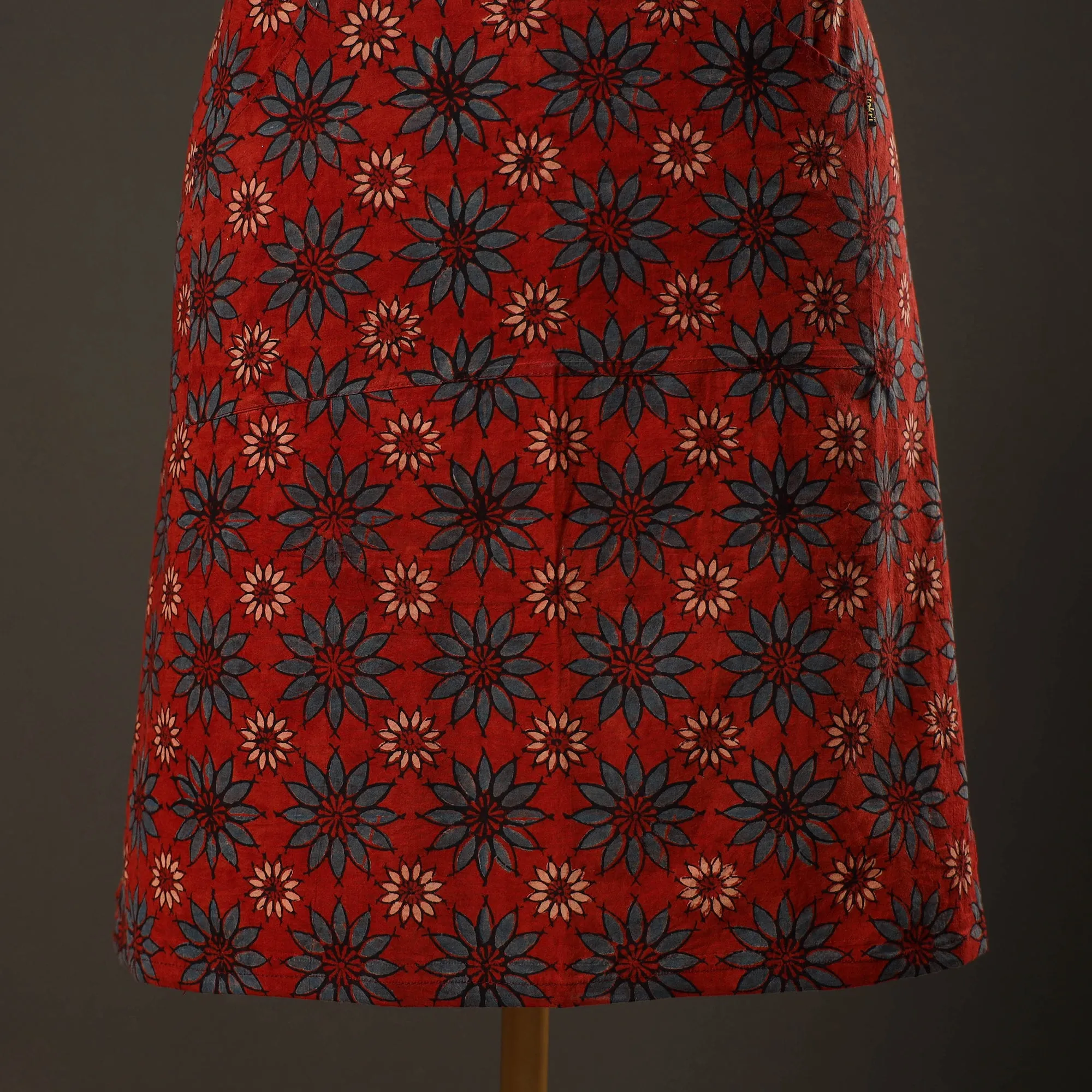 Ajrakh Block Printed Cotton Apron with Pocket 09