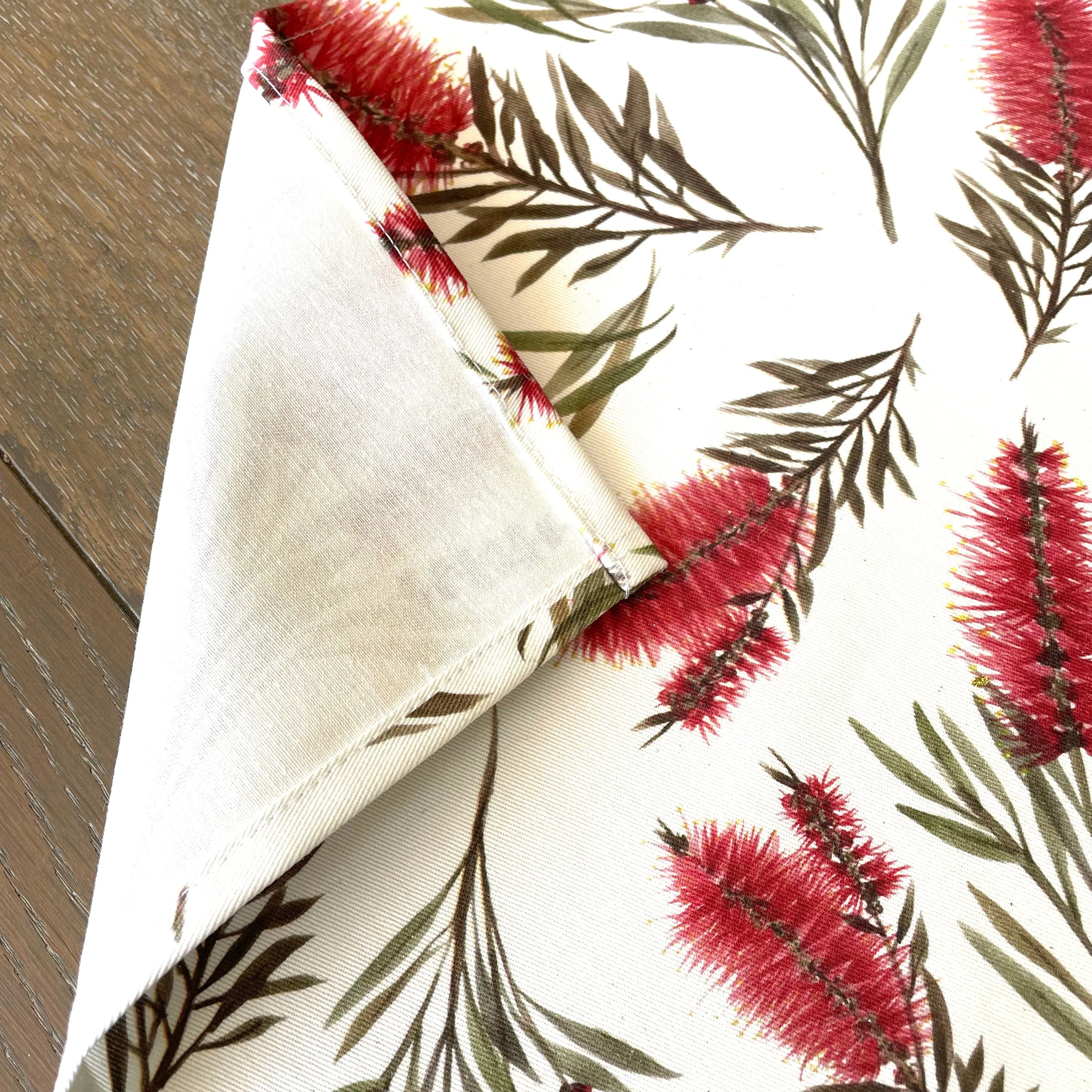 Australian Bottlebrush Table Runner