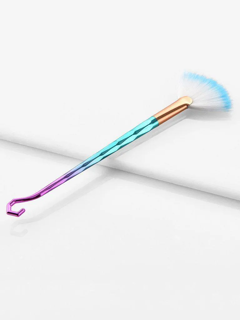 Fan Shaped Ombre Handle Brush