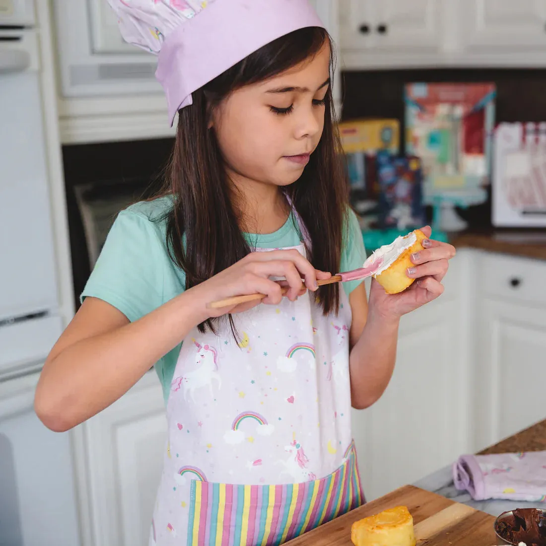 Rainbows & Unicorns Deluxe Youth Apron Set