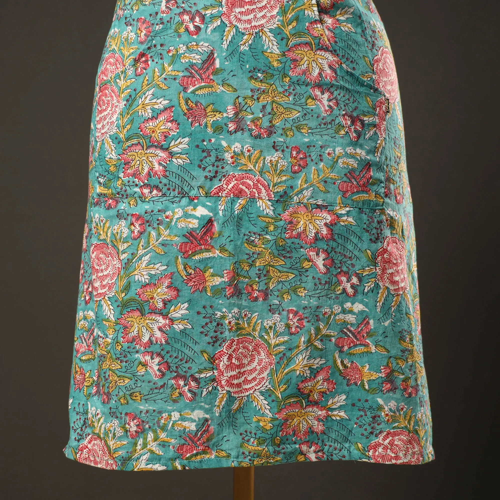 Sanganeri Block Printed Cotton Apron with Pocket 15