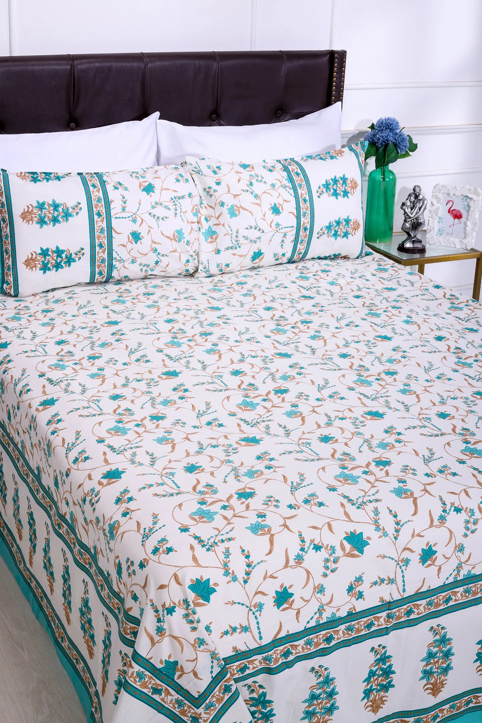 Summer Daisy Turquoise Cotton Bedsheet